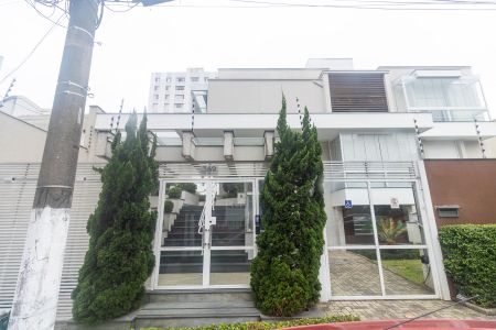 Casa à venda com 185m², 2 quartos e 2 vagasFachada