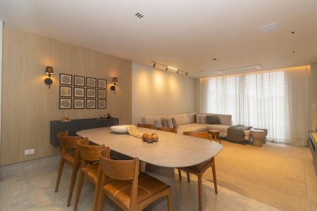 Casa à venda com 185m², 2 quartos e 2 vagasSala