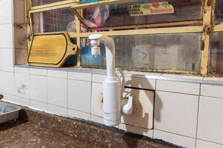 Casa para alugar com 250m², 4 quartos e 2 vagas Casa para alugar com 250m², 4 quartos e 2 vagasCozinha - Torneira