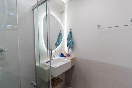 Casa para alugar com 250m², 4 quartos e 2 vagas Casa para alugar com 250m², 4 quartos e 2 vagasBanheiro 1