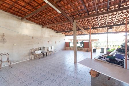 Casa para alugar com 250m², 4 quartos e 2 vagas Casa para alugar com 250m², 4 quartos e 2 vagasLavanderia 2