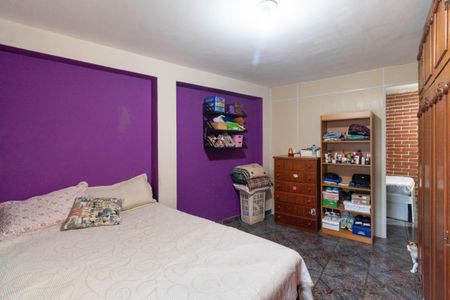 Casa para alugar com 250m², 4 quartos e 2 vagas Casa para alugar com 250m², 4 quartos e 2 vagasQuarto 2