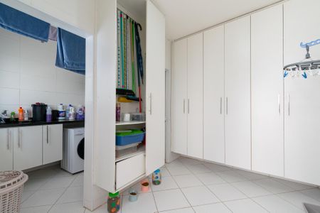 Casa à venda com 190m², 3 quartos e 1 vaga Casa à venda com 190m², 3 quartos e 1 vagaÁrea de Serviço