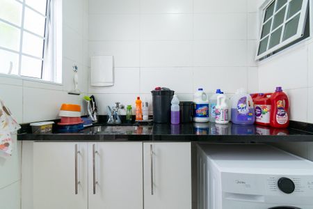 Casa à venda com 190m², 3 quartos e 1 vaga Casa à venda com 190m², 3 quartos e 1 vagaÁrea de Serviço