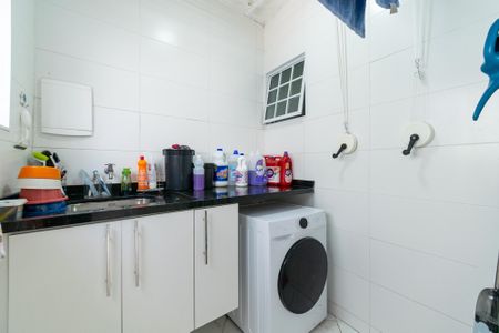 Casa à venda com 190m², 3 quartos e 1 vaga Casa à venda com 190m², 3 quartos e 1 vagaÁrea de Serviço