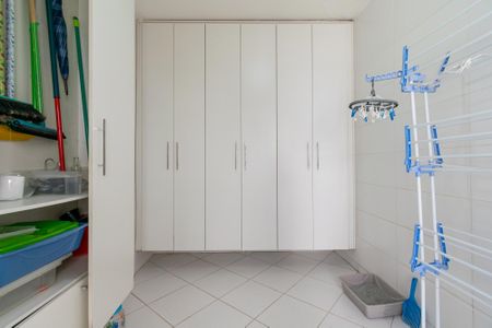 Casa à venda com 190m², 3 quartos e 1 vaga Casa à venda com 190m², 3 quartos e 1 vagaÁrea de Serviço