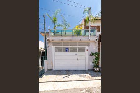 Casa à venda com 190m², 3 quartos e 1 vaga Casa à venda com 190m², 3 quartos e 1 vagaFachada/Plaquinha