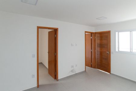 Sala de apartamento para alugar com 2 quartos, 39m² em Parque Vitoria, São Paulo