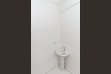 Apartamento para alugar com 39m², 2 quartos e sem vaga Apartamento para alugar com 39m², 2 quartos e sem vagaBanheiro