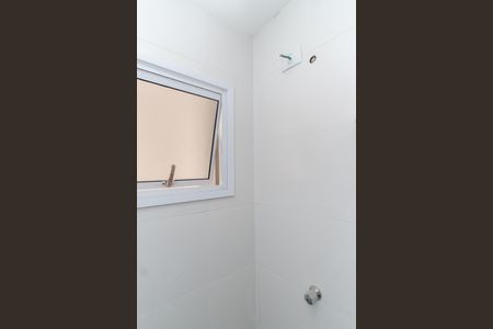 Apartamento à venda com 37m², 2 quartos e sem vaga Apartamento à venda com 37m², 2 quartos e sem vagaBanheiro