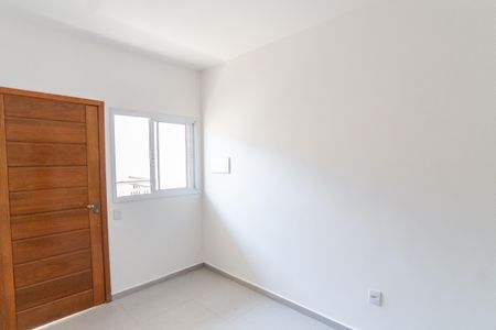 Sala de apartamento para alugar com 2 quartos, 37m² em Parque Vitoria, São Paulo