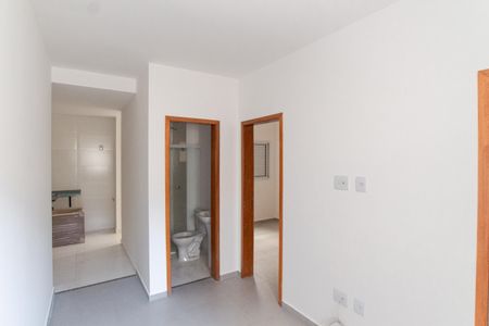 Sala de apartamento para alugar com 2 quartos, 37m² em Parque Vitoria, São Paulo