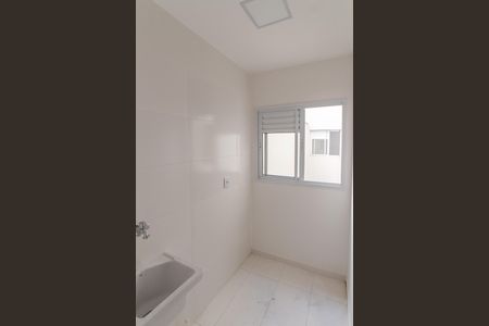 Apartamento para alugar com 37m², 2 quartos e 1 vaga Apartamento para alugar com 37m², 2 quartos e 1 vagaCozinha e Área de Serviço