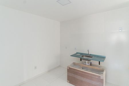 Apartamento para alugar com 37m², 2 quartos e 1 vaga Apartamento para alugar com 37m², 2 quartos e 1 vagaCozinha e Área de Serviço