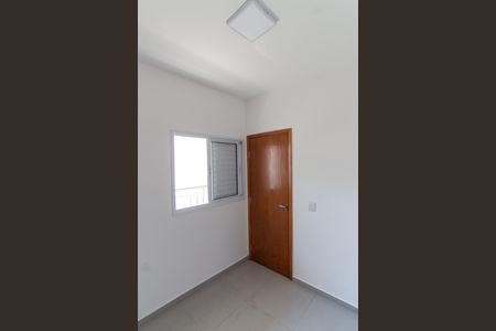 Quarto 2 de apartamento para alugar com 2 quartos, 37m² em Parque Vitoria, São Paulo