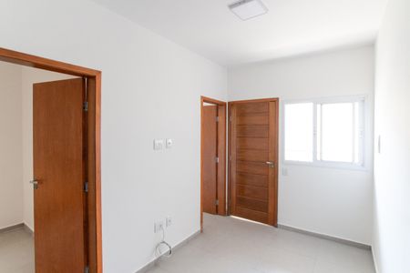 Sala de apartamento para alugar com 2 quartos, 37m² em Parque Vitoria, São Paulo