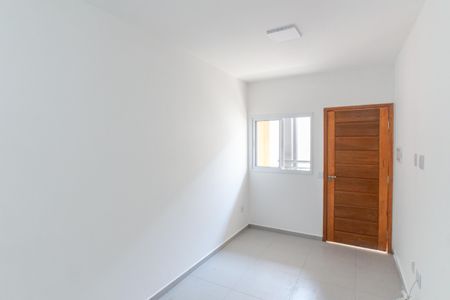 Sala de apartamento para alugar com 2 quartos, 44m² em Parque Vitoria, São Paulo