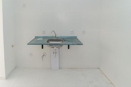 Apartamento para alugar com 44m², 2 quartos e 1 vaga Apartamento para alugar com 44m², 2 quartos e 1 vagaCozinha e Área de Serviço