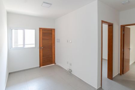 Sala de apartamento para alugar com 2 quartos, 44m² em Parque Vitoria, São Paulo