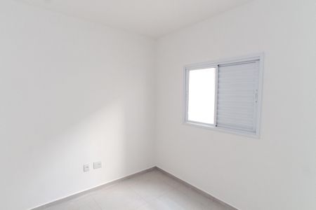 Quarto de apartamento para alugar com 2 quartos, 44m² em Parque Vitoria, São Paulo