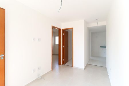Apartamento à venda com 37m², 2 quartos e 1 vaga Apartamento à venda com 37m², 2 quartos e 1 vagaSala