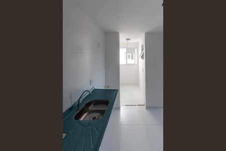 Apartamento à venda com 37m², 2 quartos e 1 vaga Apartamento à venda com 37m², 2 quartos e 1 vagaCozinha e Área de Serviço