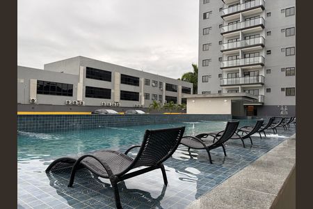 Apartamento à venda com 80m², 2 quartos e 1 vagaÁrea comum - Piscina