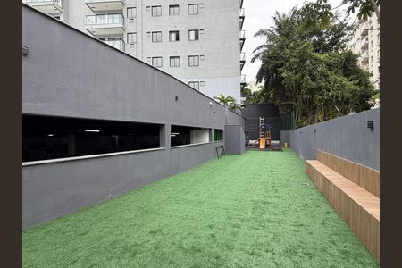 Apartamento à venda com 80m², 2 quartos e 1 vagaÁrea comum