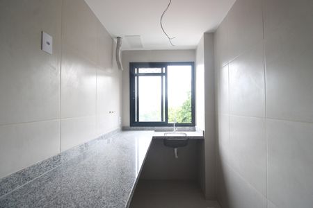 Apartamento à venda com 80m², 2 quartos e 1 vagaÁrea de serviço