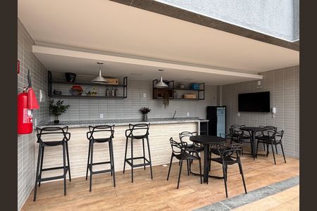 Apartamento à venda com 80m², 2 quartos e 1 vagaÁrea comum