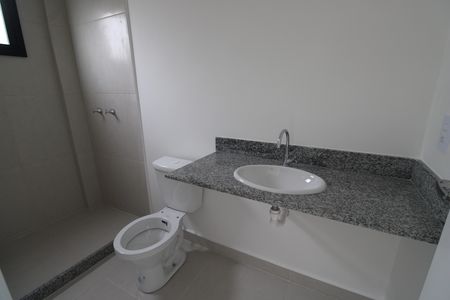 Apartamento à venda com 80m², 2 quartos e 1 vagaBanheiro da suíte
