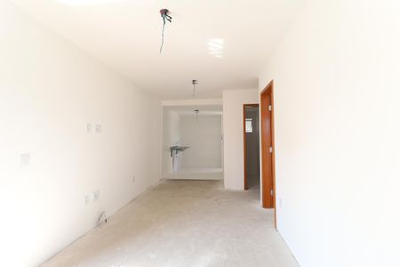 Apartamento à venda com 46m², 2 quartos e 1 vaga Apartamento à venda com 46m², 2 quartos e 1 vagaSala