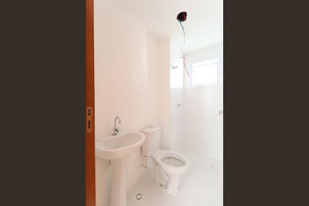 Apartamento à venda com 46m², 2 quartos e 1 vaga Apartamento à venda com 46m², 2 quartos e 1 vagaBanheiro