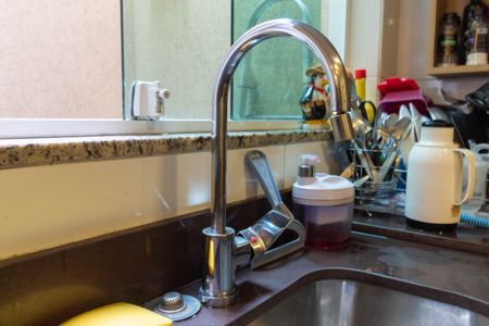 Casa de condomínio à venda com 60m², 2 quartos e 2 vagas Casa de condomínio à venda com 60m², 2 quartos e 2 vagasCozinha - Torneira