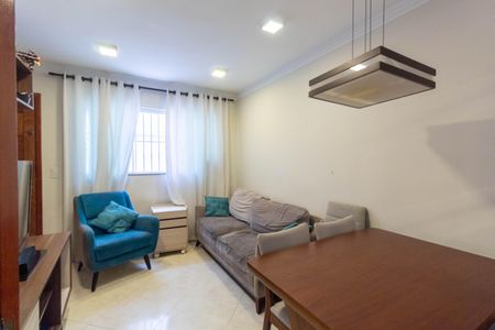 Casa de condomínio à venda com 60m², 2 quartos e 2 vagas Casa de condomínio à venda com 60m², 2 quartos e 2 vagasSala