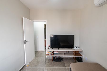 Apartamento à venda com 70m², 3 quartos e 2 vagas Apartamento à venda com 70m², 3 quartos e 2 vagasQuarto 1