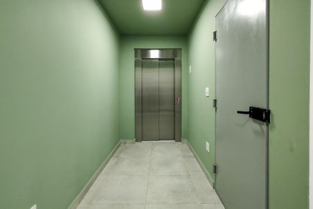 Apartamento para alugar com 54m², 1 quarto e 1 vagaElevador