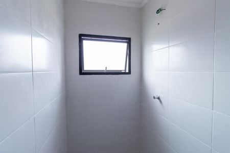 Casa de condomínio para alugar com 70m², 3 quartos e 2 vagas Casa de condomínio para alugar com 70m², 3 quartos e 2 vagasBanheiro do quarto 3 - Suíte