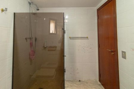 Apartamento para alugar com 374m², 3 quartos e 3 vagas Apartamento para alugar com 374m², 3 quartos e 3 vagasBanheiro da Suíte 3