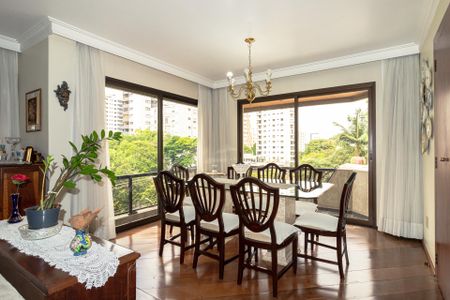 Apartamento para alugar com 374m², 3 quartos e 3 vagas Apartamento para alugar com 374m², 3 quartos e 3 vagasSala