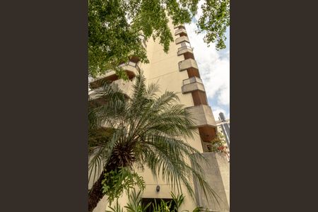 Apartamento para alugar com 374m², 3 quartos e 3 vagas Apartamento para alugar com 374m², 3 quartos e 3 vagasFachada