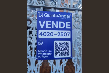 Casa à venda com 250m², 4 quartos e 3 vagasPlaca