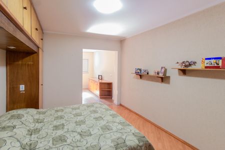 Casa à venda com 250m², 4 quartos e 3 vagasQuarto 1