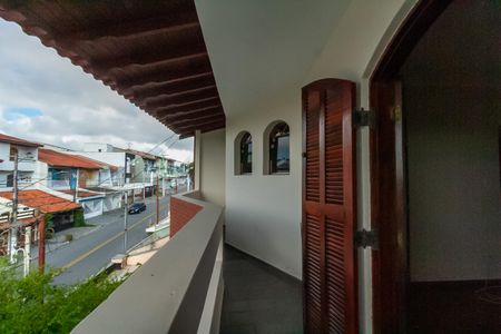 Casa à venda com 357m², 4 quartos e 6 vagasVaranda da Suíte 1
