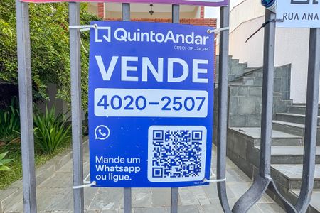 Casa à venda com 357m², 4 quartos e 6 vagasPlaca