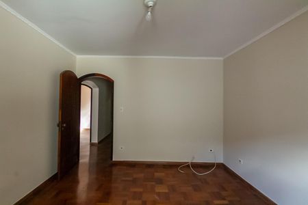 Casa à venda com 357m², 4 quartos e 6 vagasQuarto 2