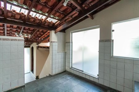 Casa à venda com 357m², 4 quartos e 6 vagasÁrea de Serviço