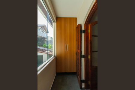 Casa à venda com 357m², 4 quartos e 6 vagasVaranda do Quarto 2