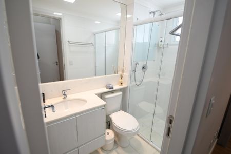 Apartamento à venda com 131m², 3 quartos e 3 vagasBanheiro 3