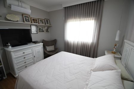 Apartamento à venda com 131m², 3 quartos e 3 vagasQuarto Suíte 2